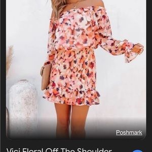 NWT VICI floral mocked dress